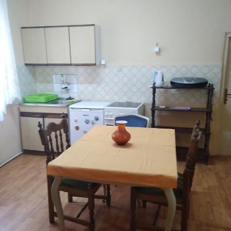 Hostel Bata Apartman Kanjiža Екстериор снимка