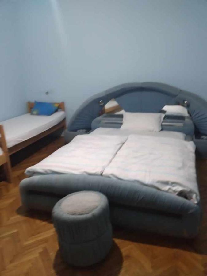 Hostel Bata Apartman Kanjiža Екстериор снимка