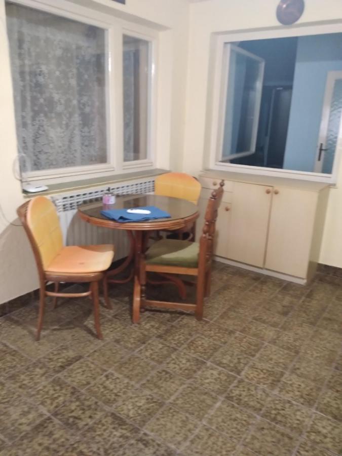 Hostel Bata Apartman Kanjiža Екстериор снимка